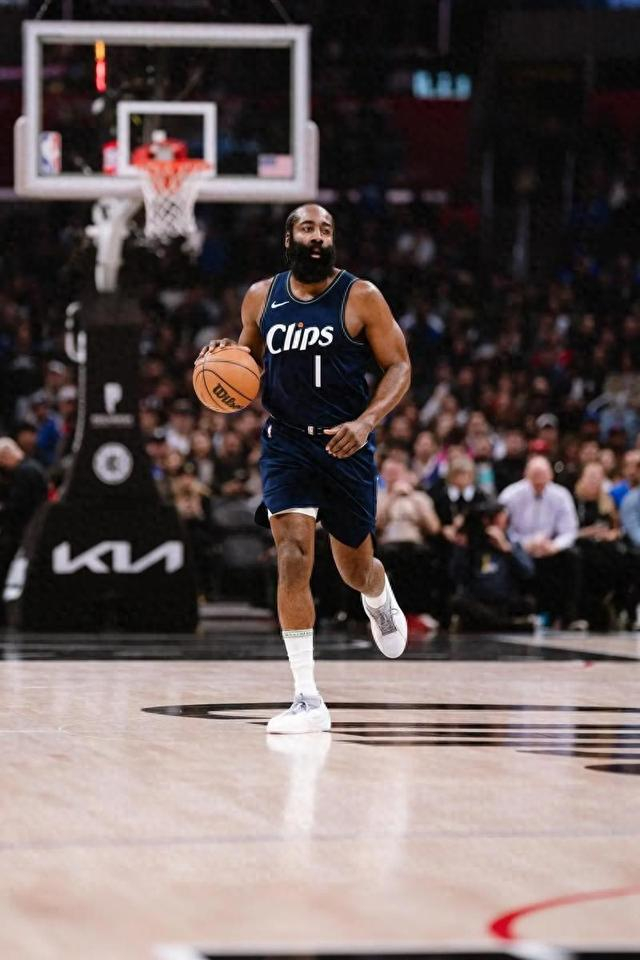 博鱼APP-哈登36岁了，他能超诺维茨基31560的得分纪录吗？结果挺意外|詹姆斯·哈登|德克·诺维茨基|NBA|德克-诺维茨基|科比-布莱恩特_新浪体育_新浪新闻